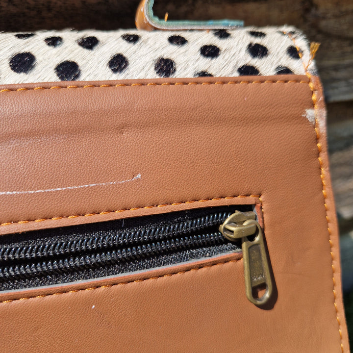 Recycled Leather Crossbody Handbag 209-102