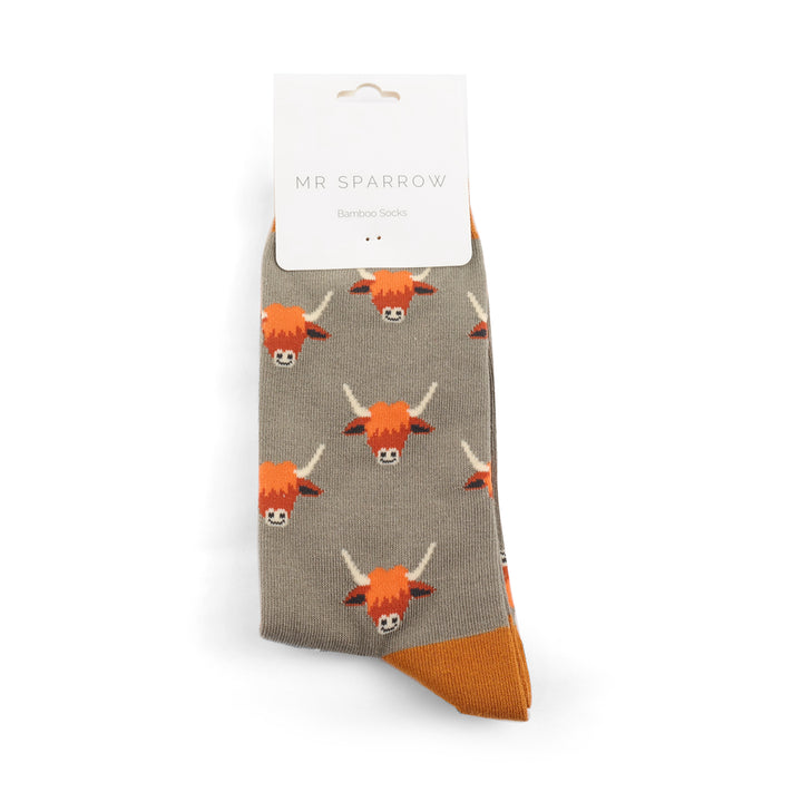 Mr Heron Mens Bamboo Highland Cows Socks In Khaki