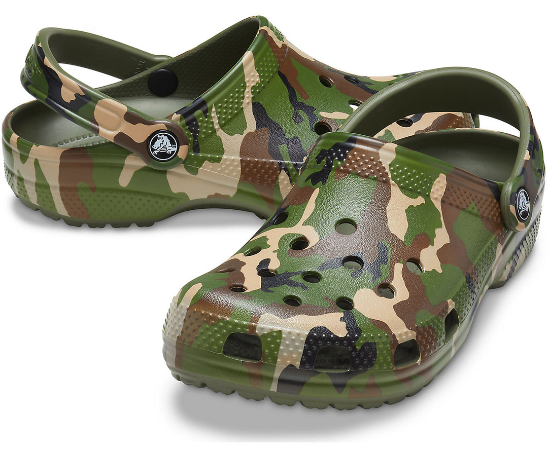Crocs Adults Unisex Classic Clogs In Army Green/Camo
