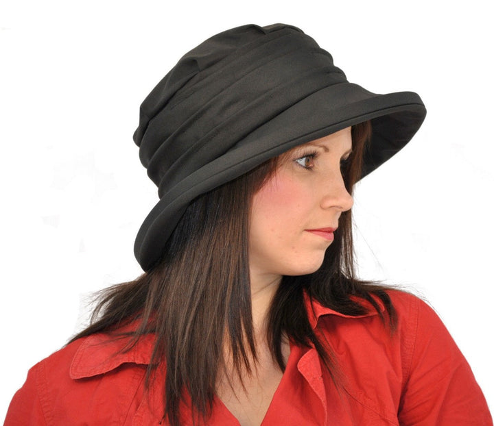 Whiteley Ladies Wax Cloche Hat in Black