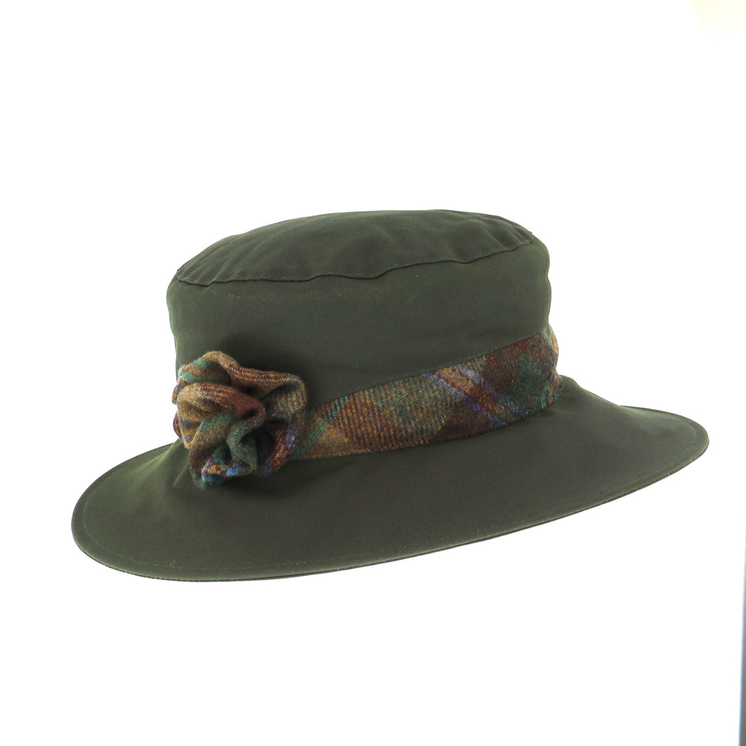 Whiteley Ladies Wax Cloche Hat In Olive Green